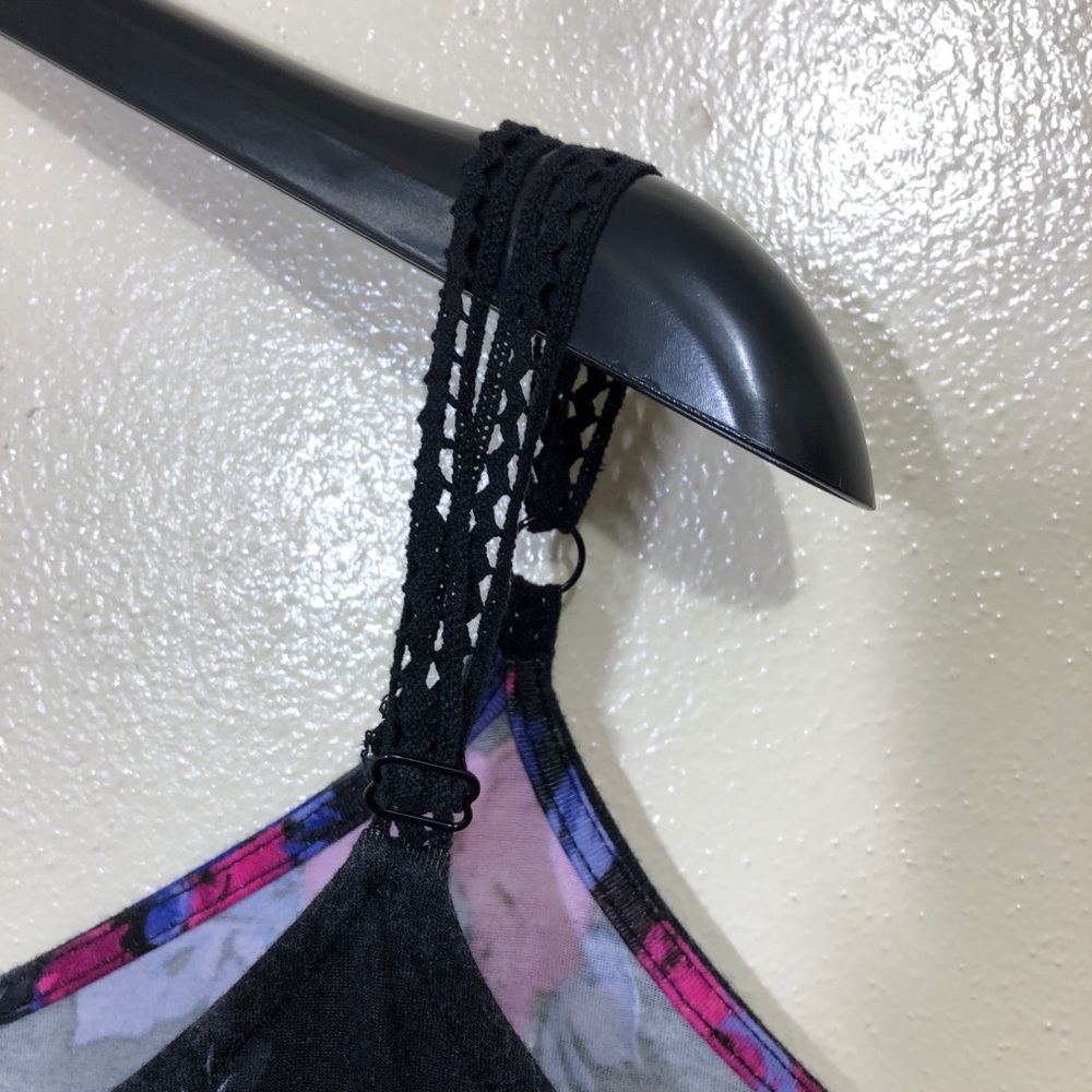 Torrid Rose Floral Tank Top - Picture 3 of 4